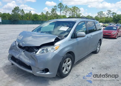 2014 Toyota Sienna Le V6 8 Passenger из США, поврежденный, VIN 5TDKK3DC6ES437191